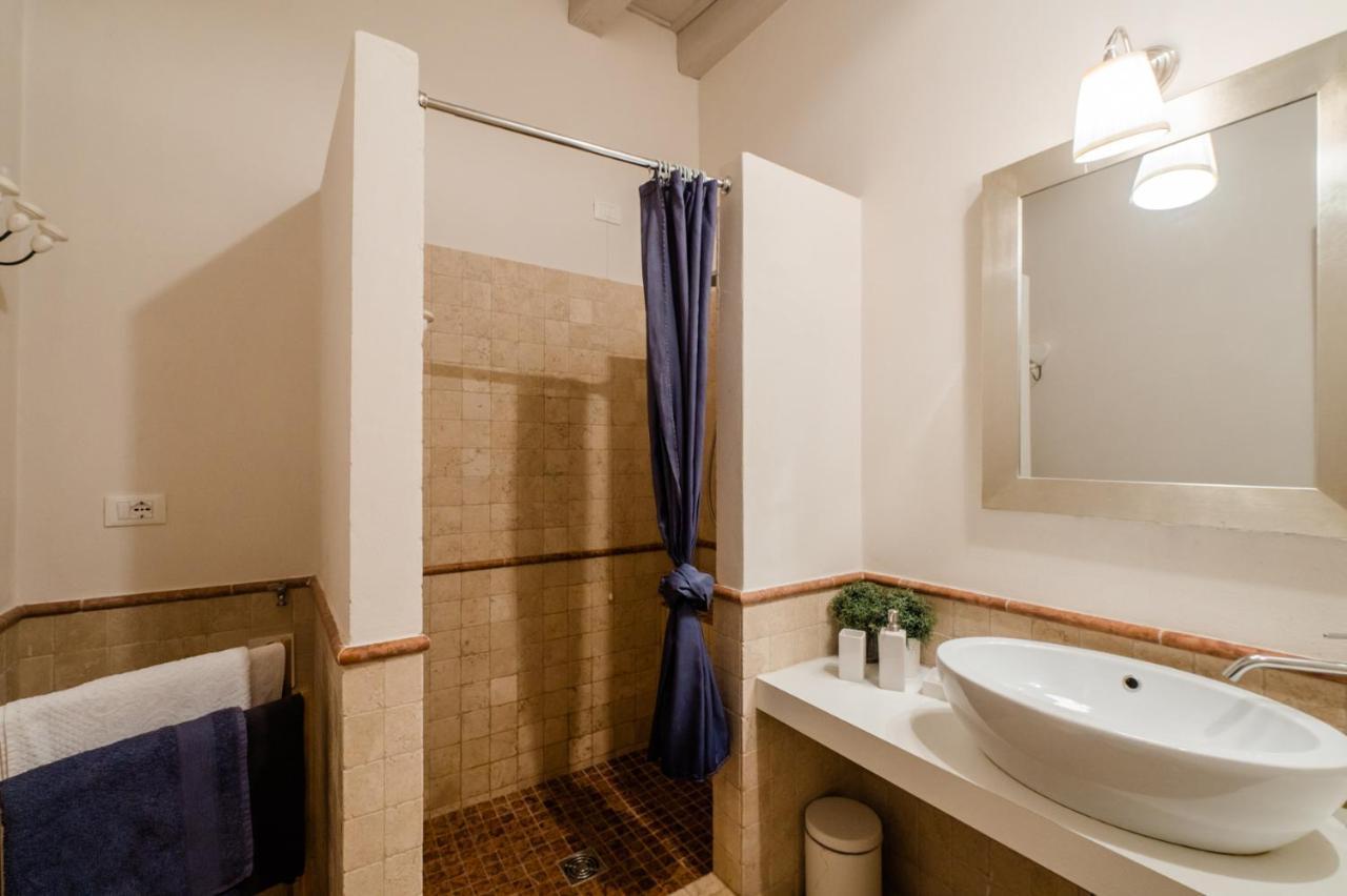 Art Street Studio Apartment แบร์กาโม ภายนอก รูปภาพ