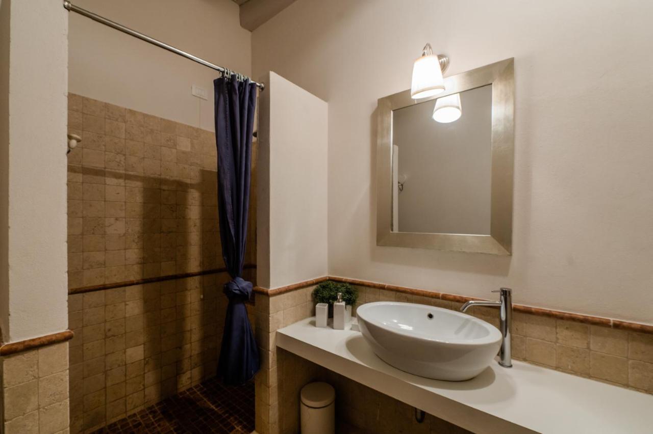 Art Street Studio Apartment แบร์กาโม ภายนอก รูปภาพ